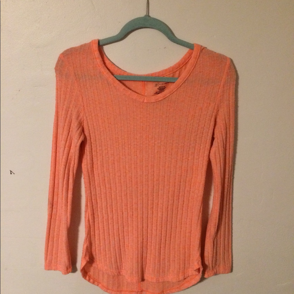 Coral light material sweater